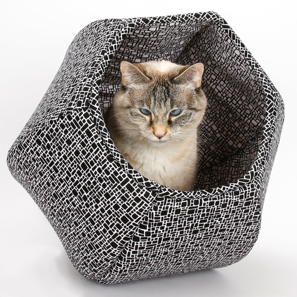 Black on sale cat beds