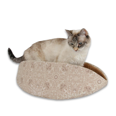 Looking for a cat bed with a neutral palette with a natural look? Our Cat Canoe® is made with a William Morris fabric and lined with a faux wood grain print fabric. 