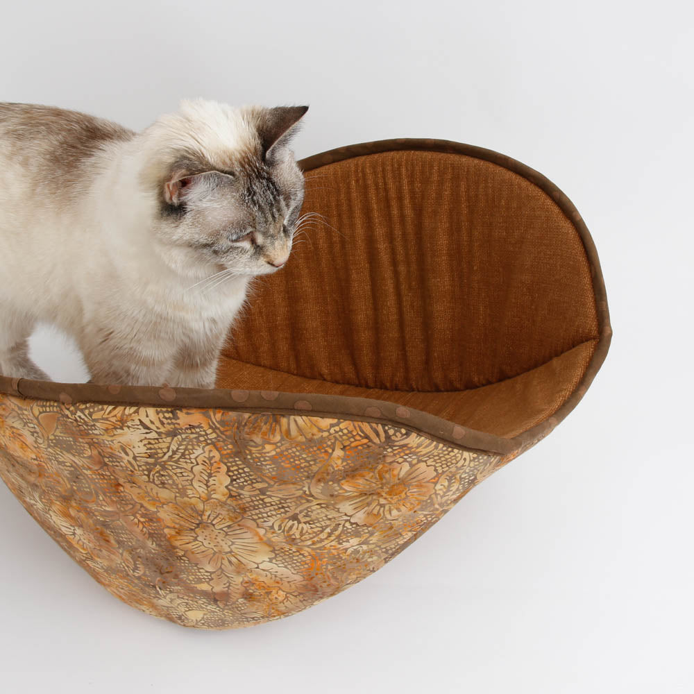 Jumbo Cat Canoe Brown Floral Batik – The Cat Ball