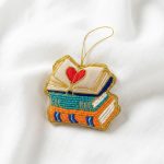 Charming Book Lovers Beaded Ornament 1