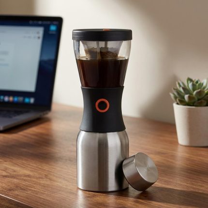 Cold Brew Coffee Maker & Carafe 1