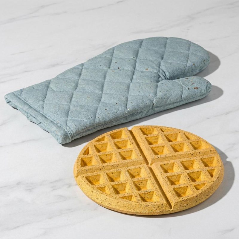 Concrete Oven Mitt Trivet 1