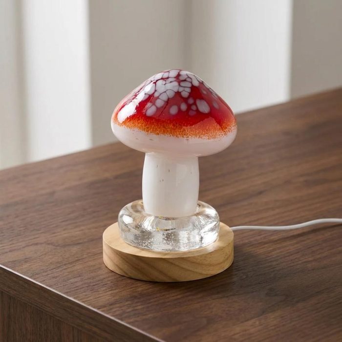 Toadstool Lamp 3
