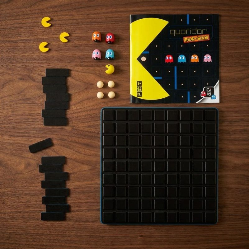 Wooden Retro Arcade Quoridor Strategy Game 1