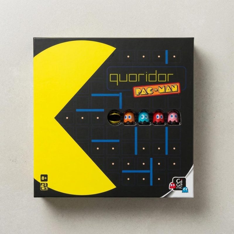Wooden Retro Arcade Quoridor Strategy Game