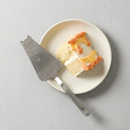 Adorable Ceramic Kitty Cake Server