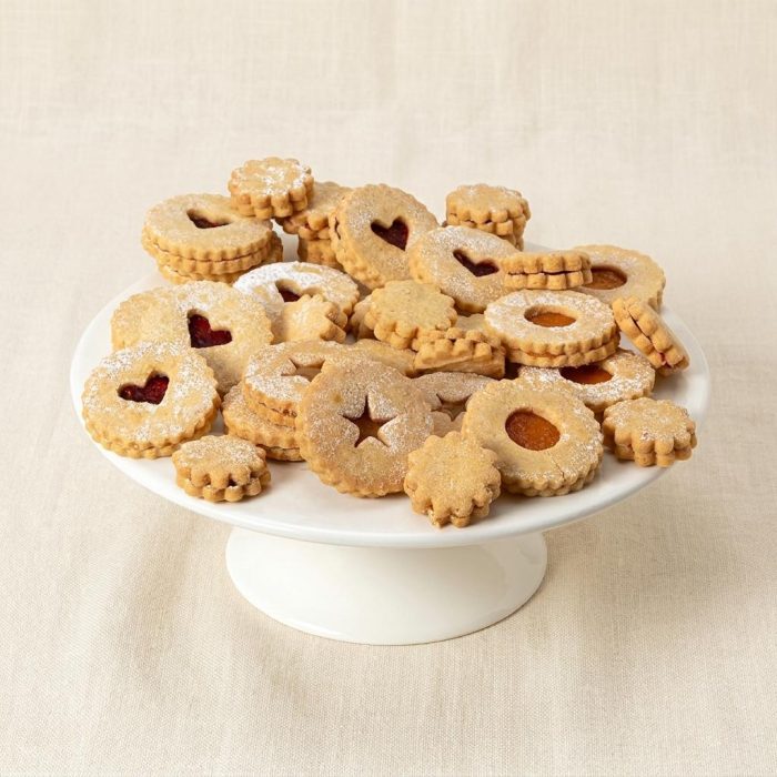 Authentic Austrian Linzer Cookie Gift Set 1
