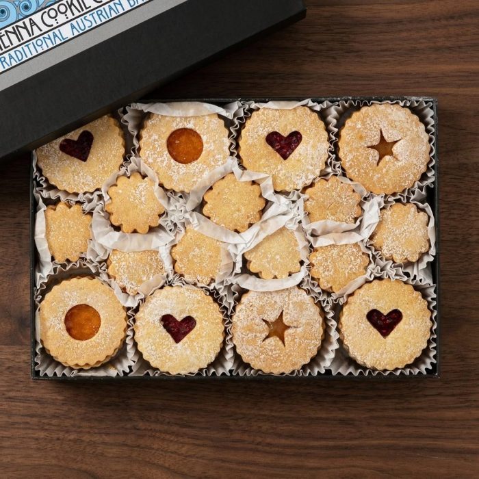 Authentic Austrian Linzer Cookie Gift Set