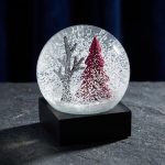 Beautiful Comforting Cardinal Snow Globe 2