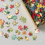 Cardinal Wreath 1,000-piece Gold Foiled Puzzle 1