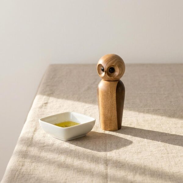 Charming Wooden Owl Pepper Grinder
