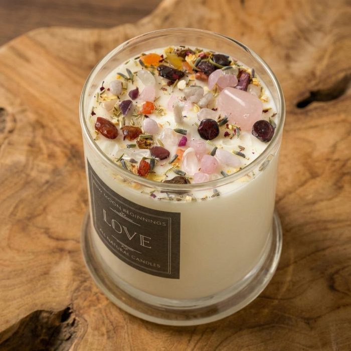 Crystal Gemstone Aromatherapy Love Candle 1