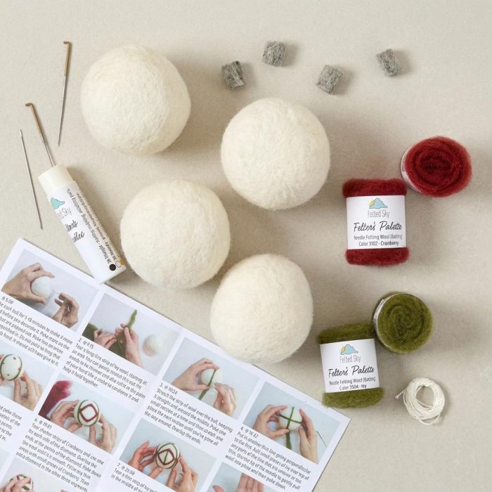 Cute Set Of 4 Festive Ornaments Beginner Felt Kit 2