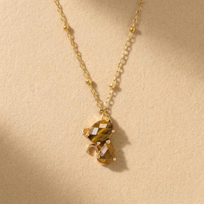 Elegant Faceted Feline Cat Necklace 1