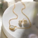 Elegant Sliced Raw Diamond Pebble Necklace 3
