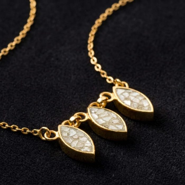 Elegant Sliced Raw Diamond Trio Necklace 1