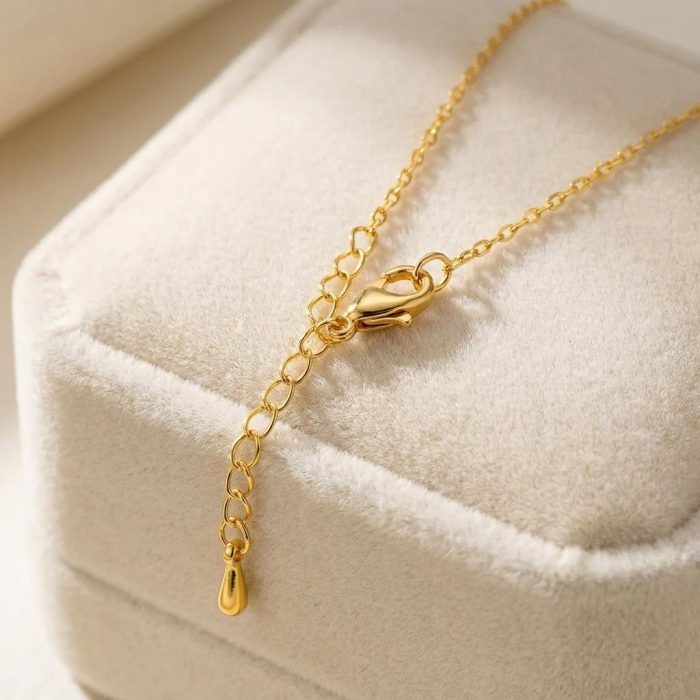 Enchanting Find Me In The Forest Botanical Necklace 3