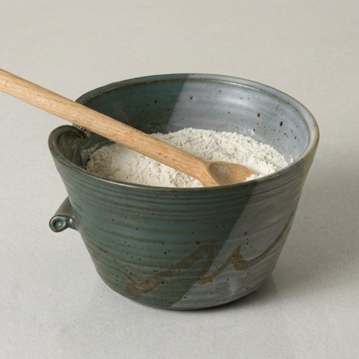 Ergonomic Get A Grip Mixing Bowl 4