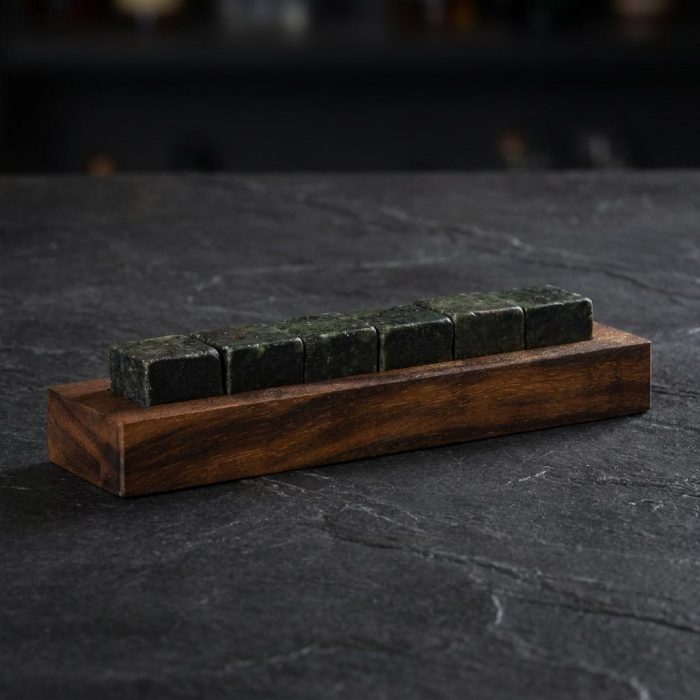 Prehistoric Gneiss Whiskey Stones 2