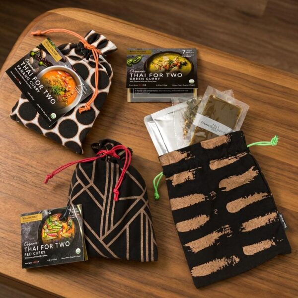 Authentic Thai Curry Cooking Kit
