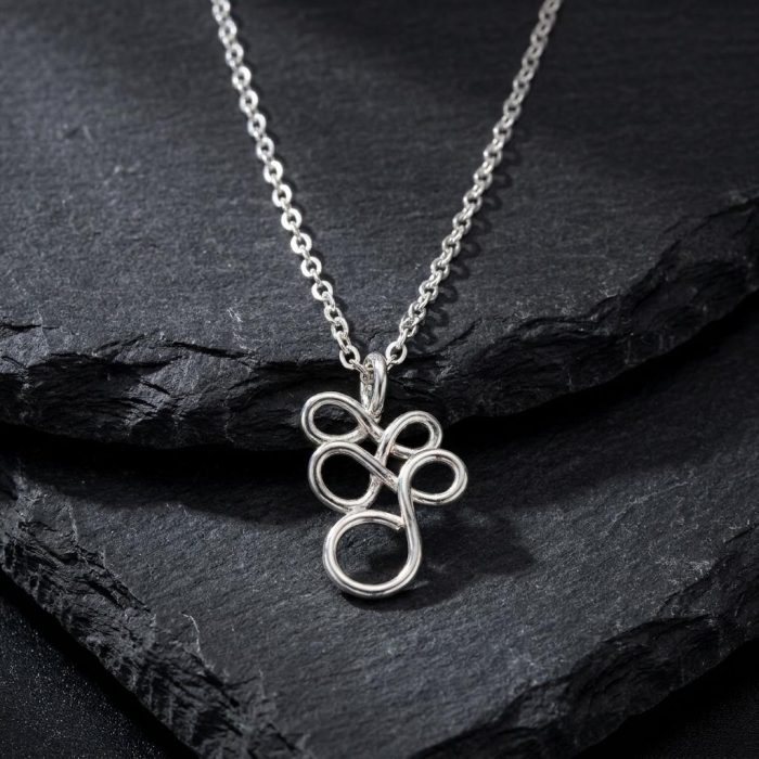 Beautiful Sterling Silver Ever Evolving Necklace 1
