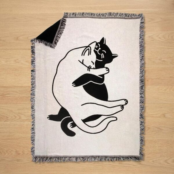 Cute Snuggle Cat Throw Blanket