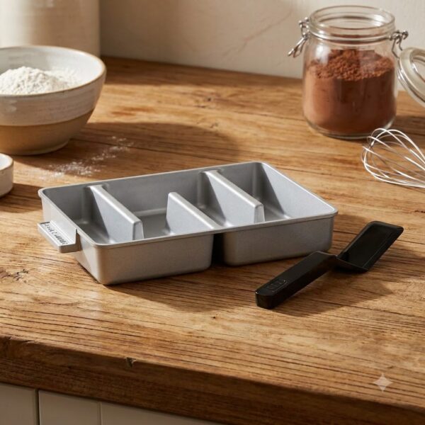 Edge Lover's Brownie Pan With Zig-zag Chamber (2)