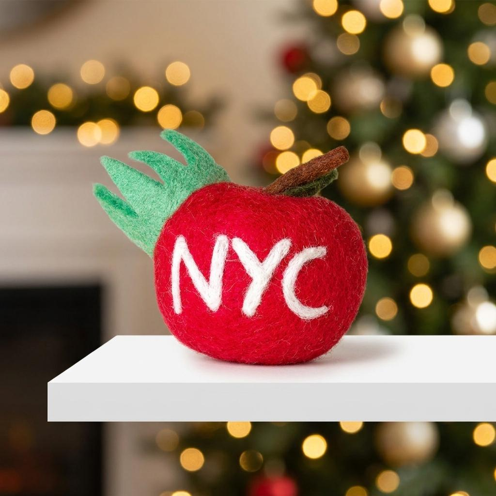 Handmade Felt The Big Apple Ornament (2) Handmade Felt The Big Apple Ornament (2)