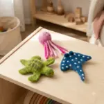 Jellyfish,_sea_turtle,_stingray Ocean Adventure Take Along Finger Puppets