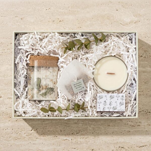 Luxurious Soothing Eucalyptus Meditation Bath Set