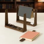Red Oak Save My Spot Bookmark Stand 1